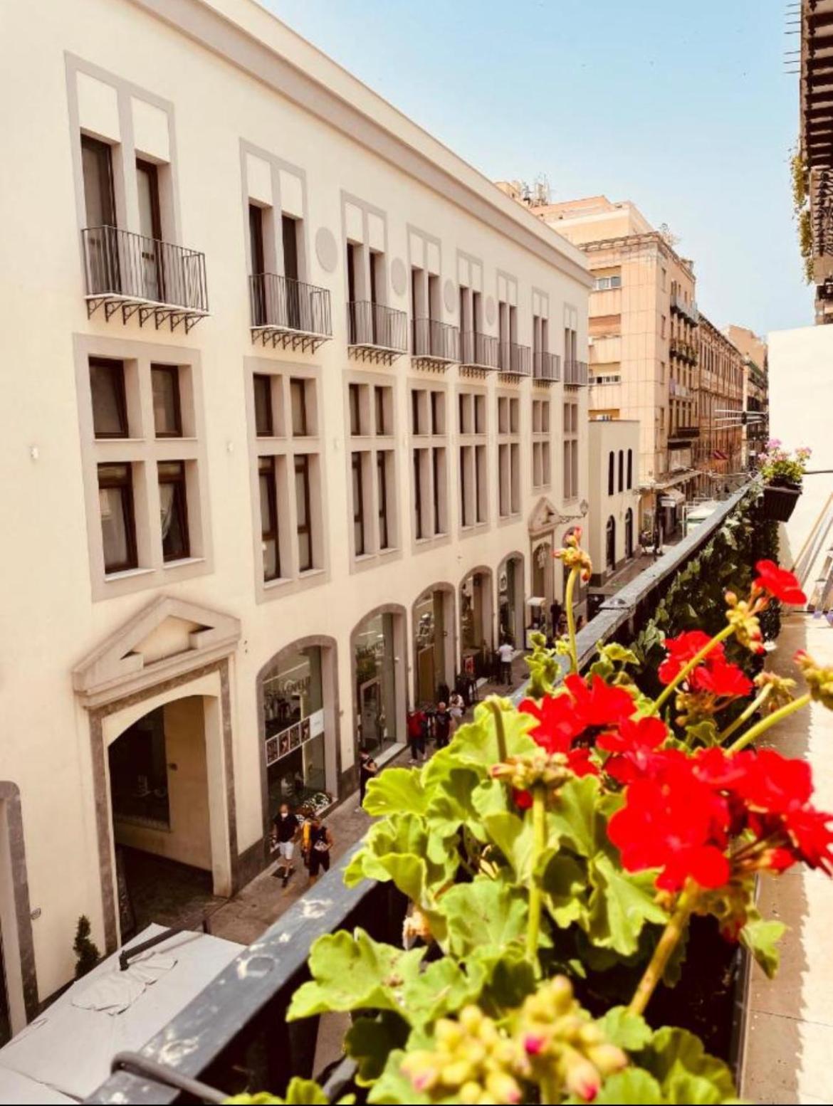 Maqueda Vibes Apartment Palermo Luaran gambar