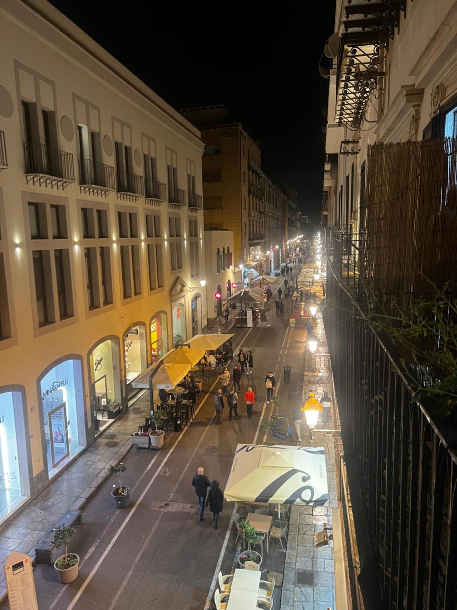Maqueda Vibes Apartment Palermo Luaran gambar