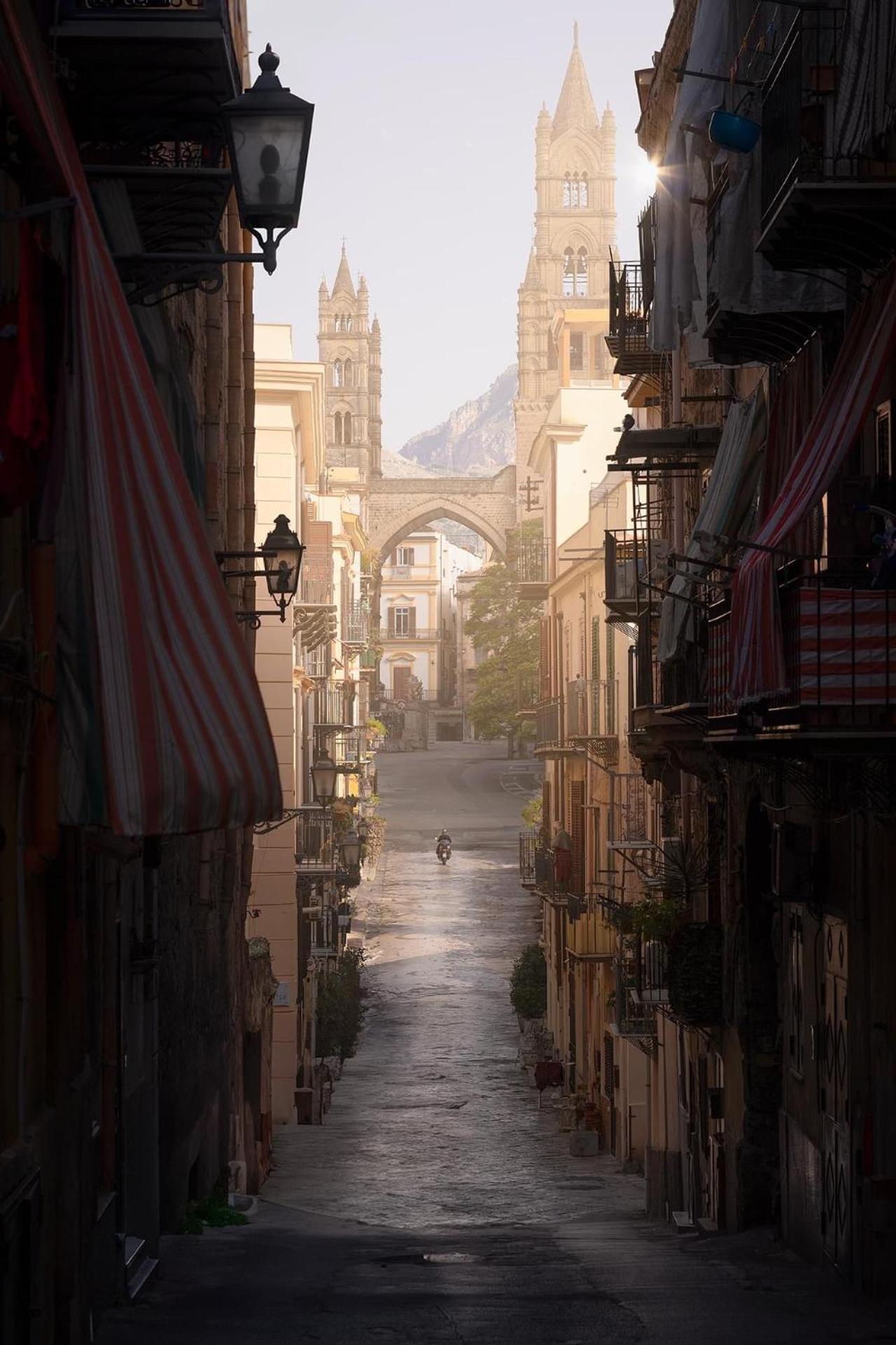 Maqueda Vibes Apartment Palermo Luaran gambar