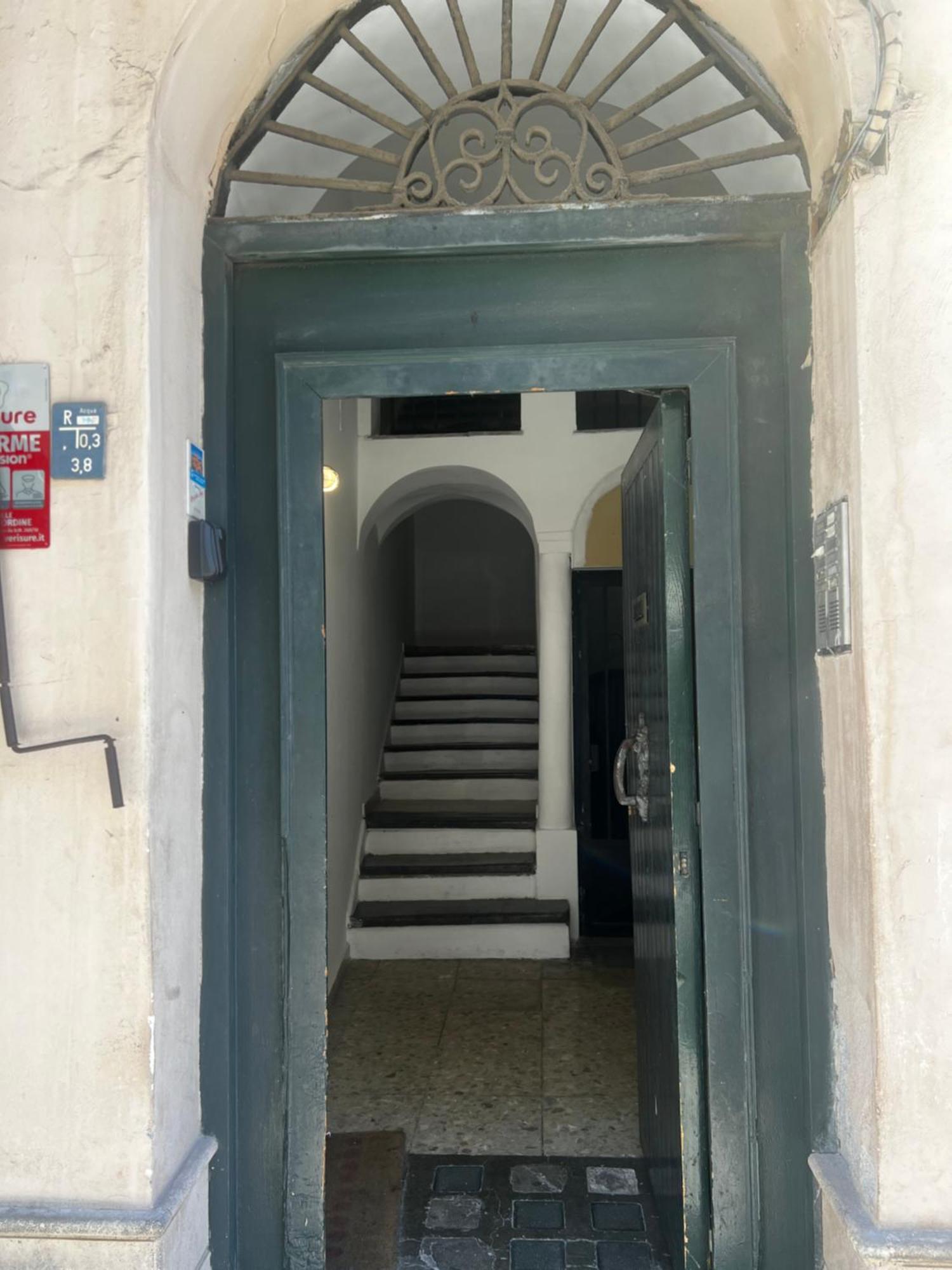 Maqueda Vibes Apartment Palermo Luaran gambar
